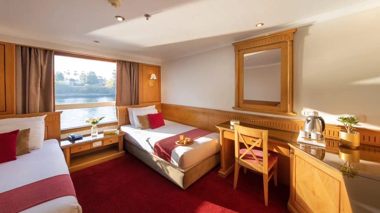 رحلة الباخرة شاتو لافاييت